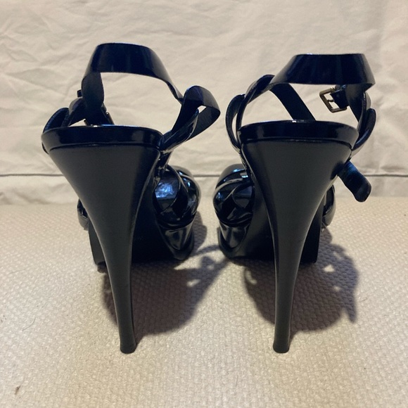 YSL Iconic Stiletto in Black Patent. Classic Yves Saint Laurent ❤️ - Picture 2 of 3